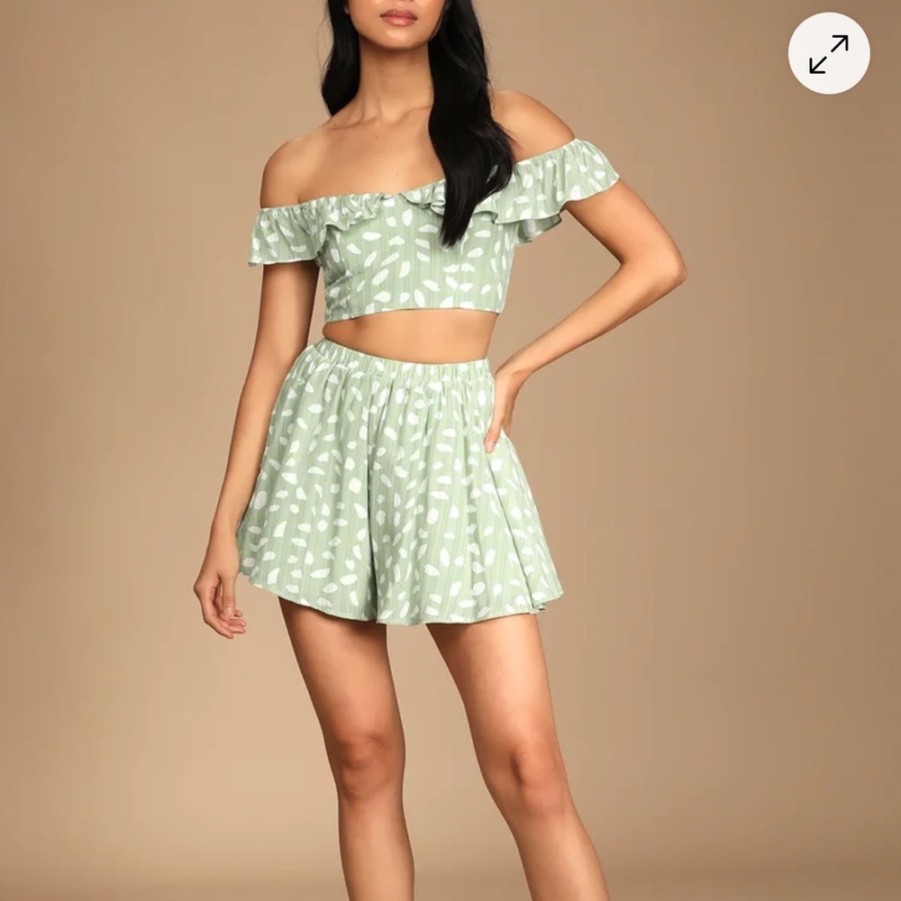 Lulu's Sage and White Patterned Two-Piece Set Size XS